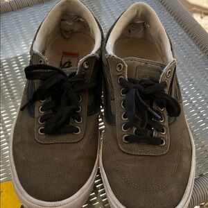 Vans Gilbert Crockett Green Corduroy Size Size Mens 10.5